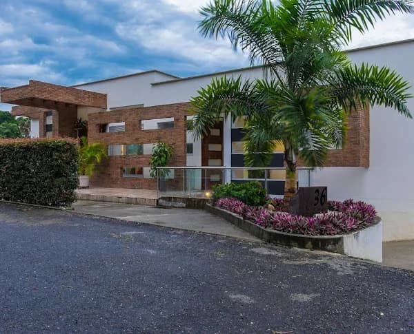 Zona común 4 de Maturin Casas de Campo